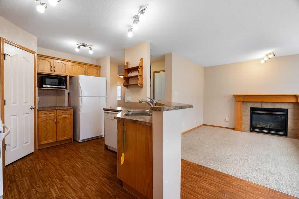 13 Saddlecrest Green NE