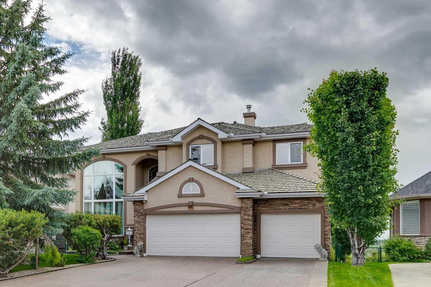 85 Mt Douglas Circle SE