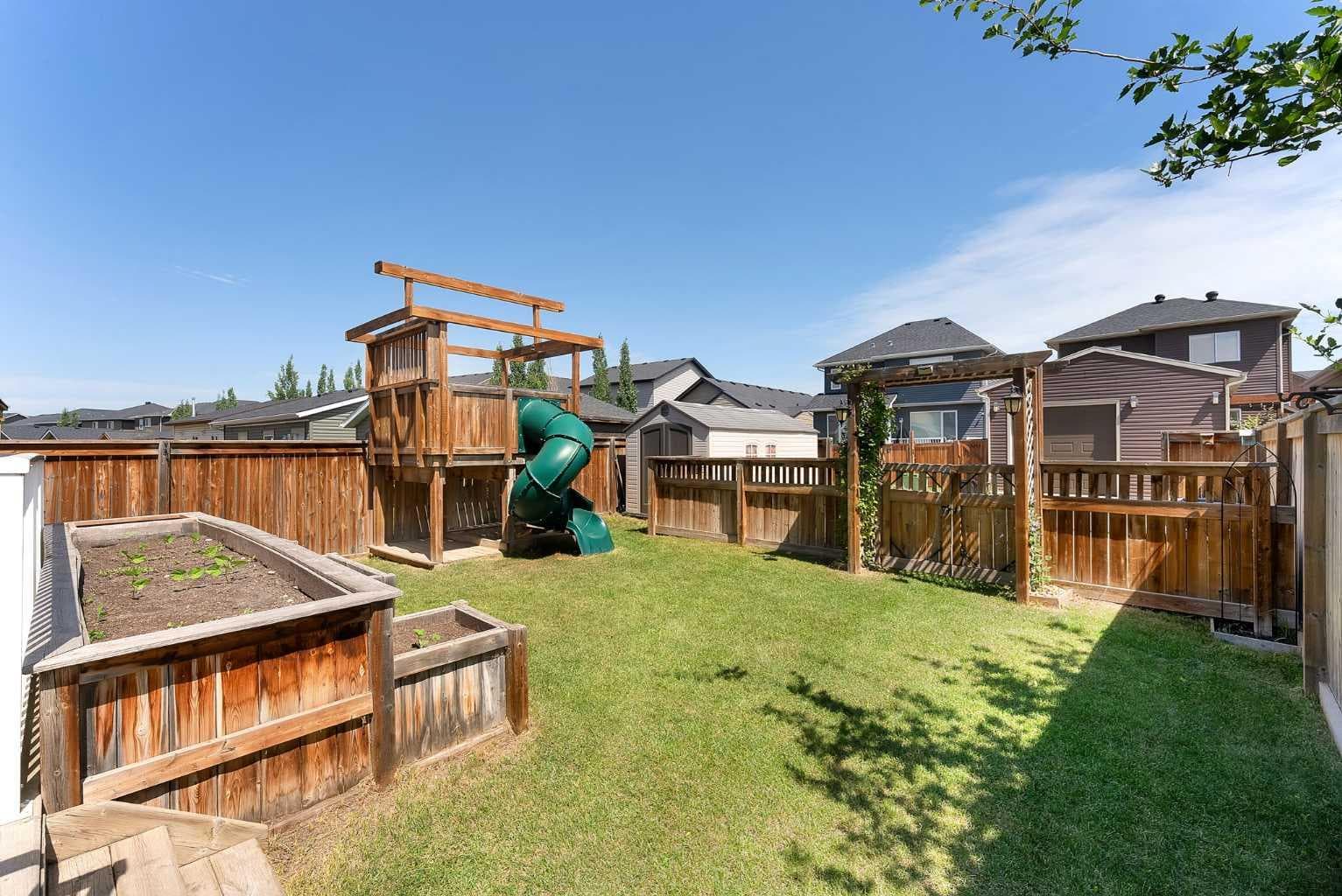 1264 Ravenswood Drive SE