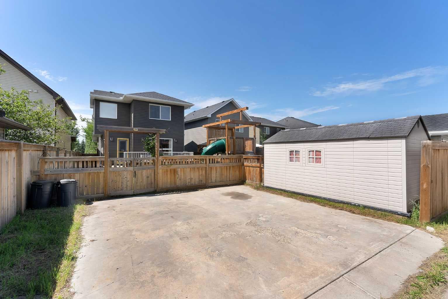 1264 Ravenswood Drive SE