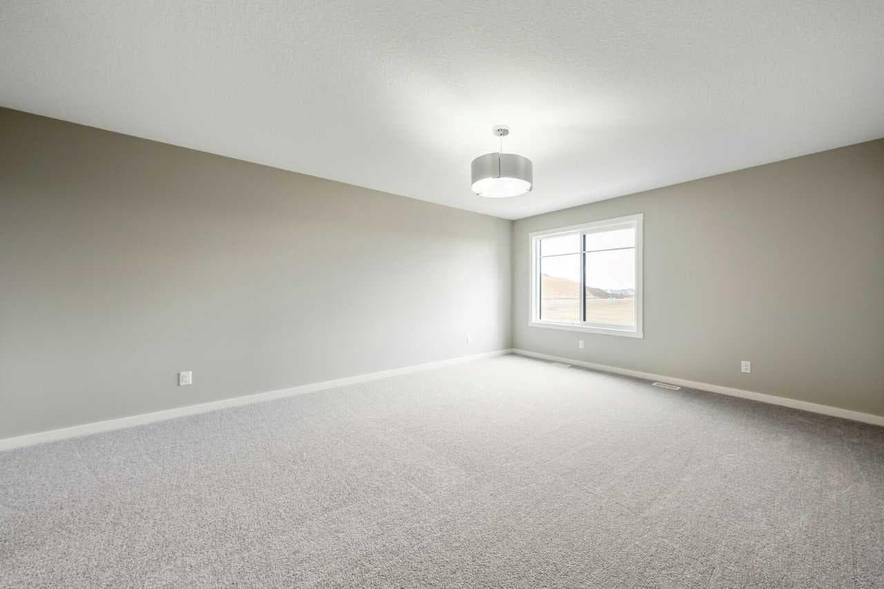 367 Heartwood Gardens SE