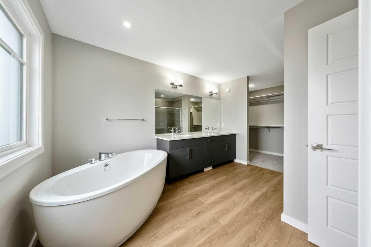 367 Heartwood Gardens SE