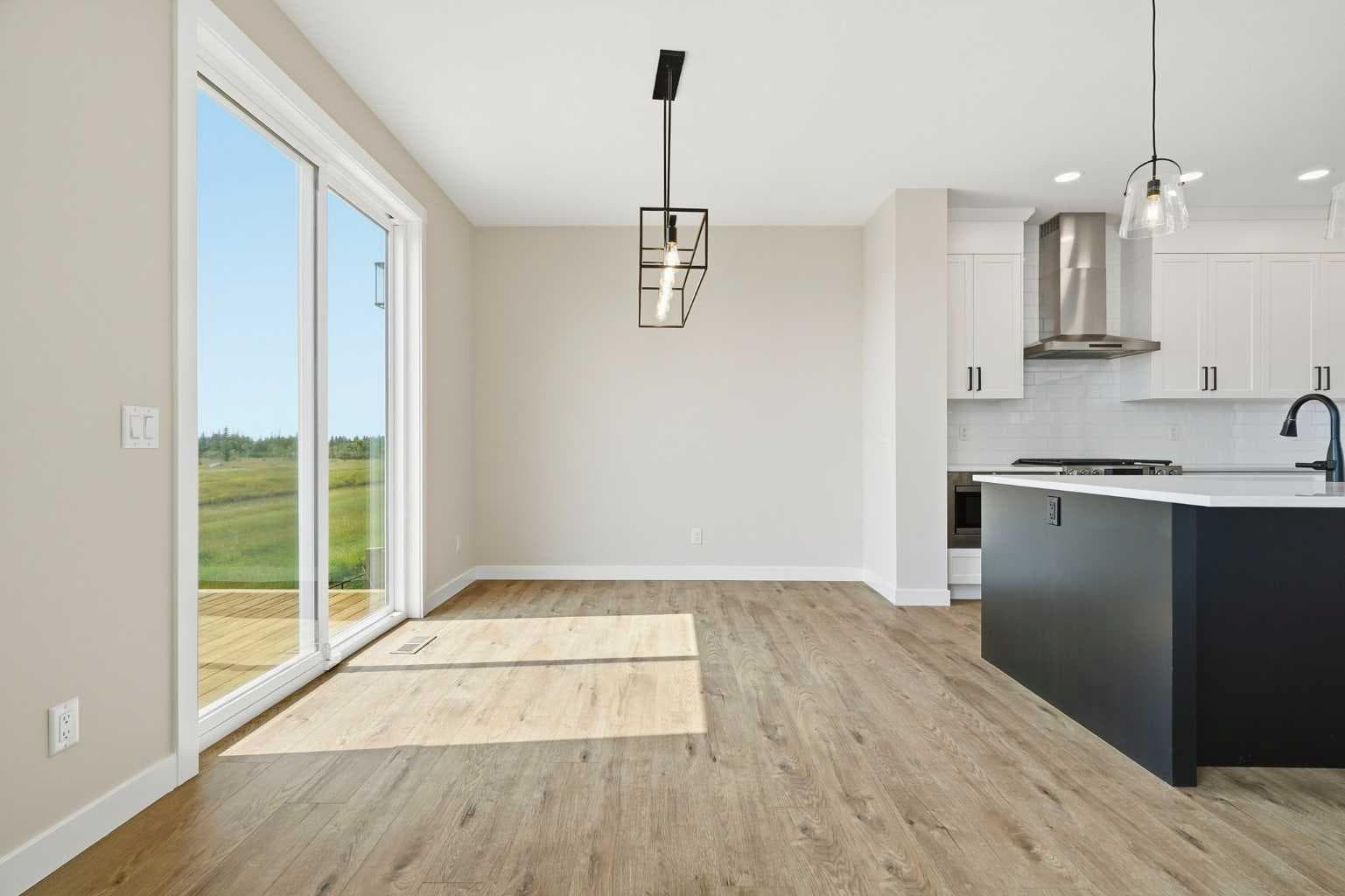358 Kinniburgh Loop 