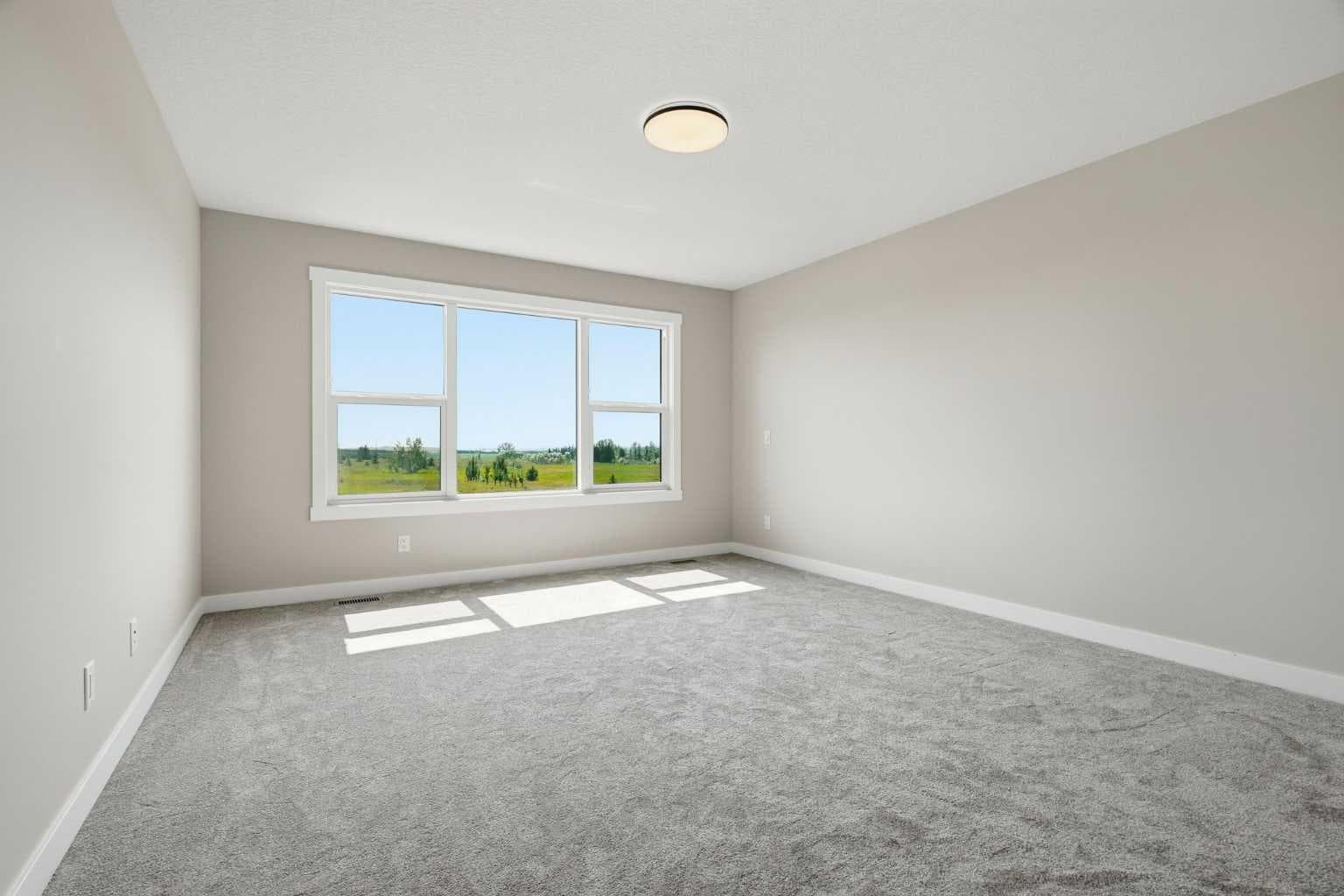 358 Kinniburgh Loop 