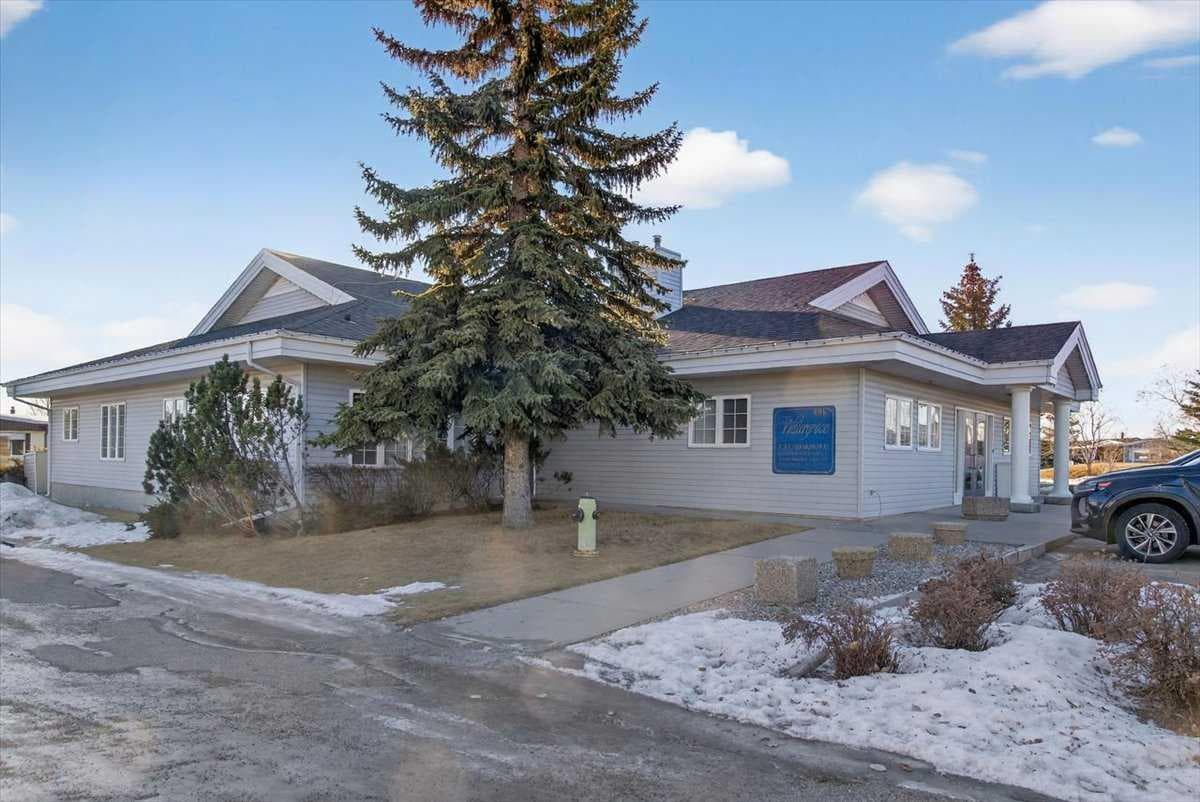 62, 99 Arbour Lake Drive  