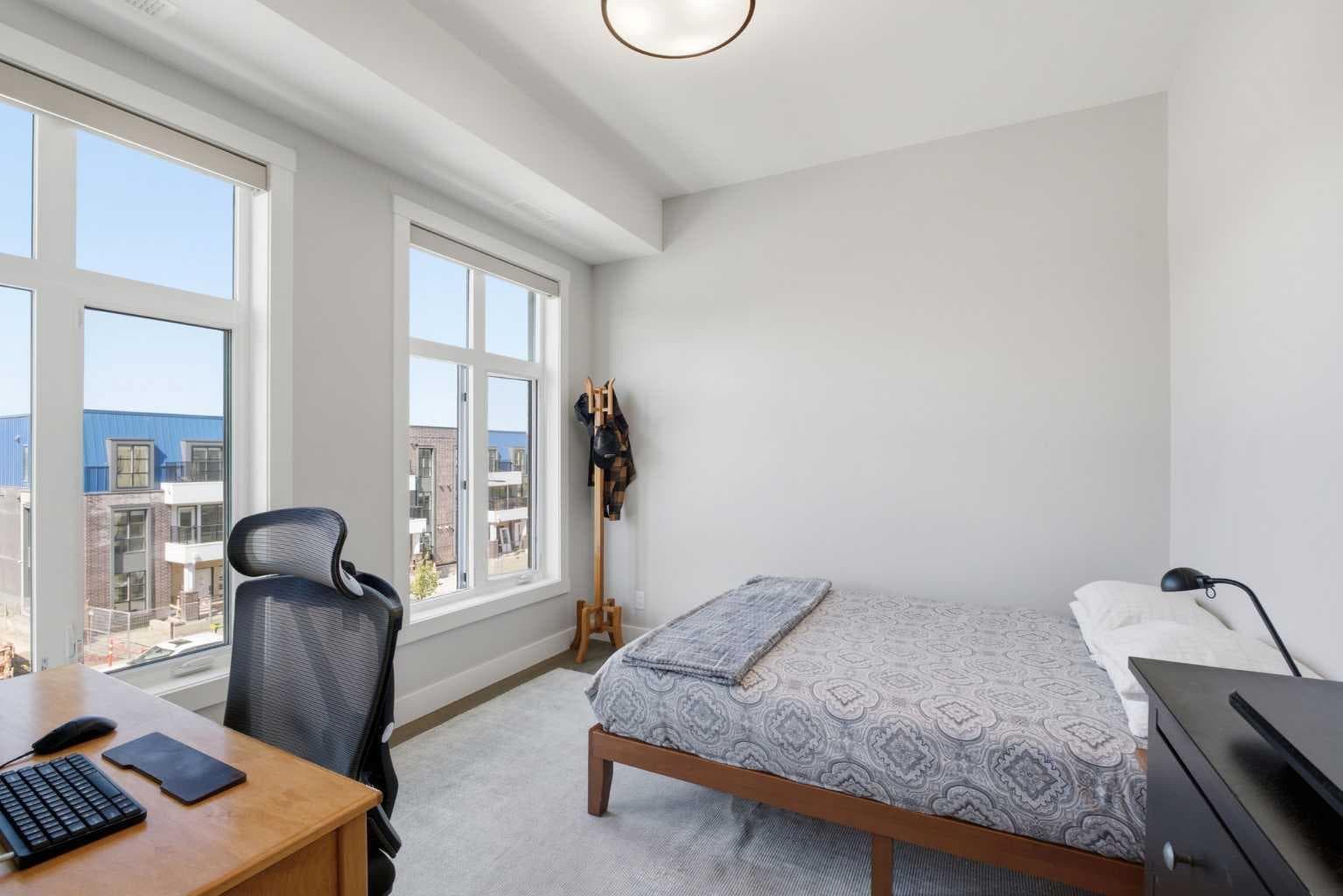 303, 275 Lebel Crescent NW