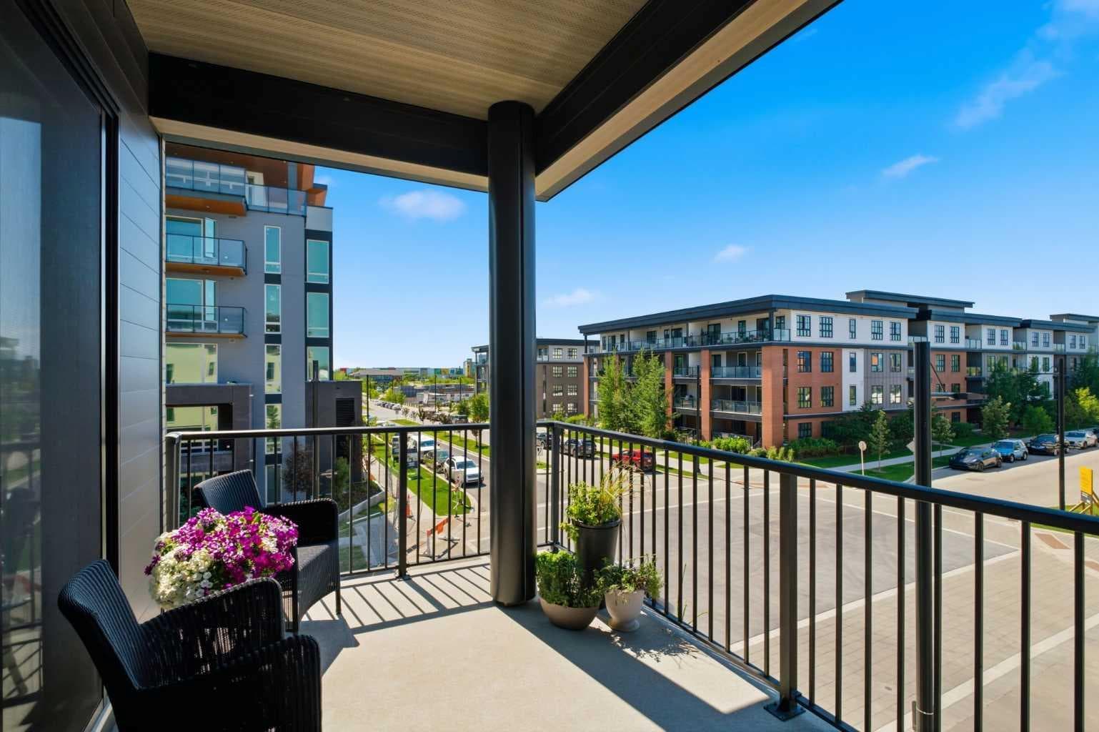 303, 275 Lebel Crescent NW