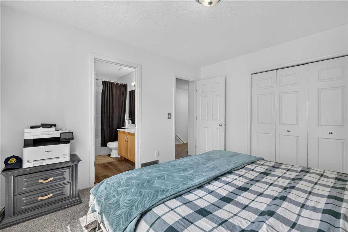 137 Bridlewood Lane SW