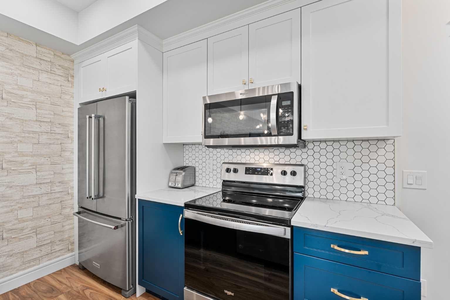 216, 19661 40 Street SE