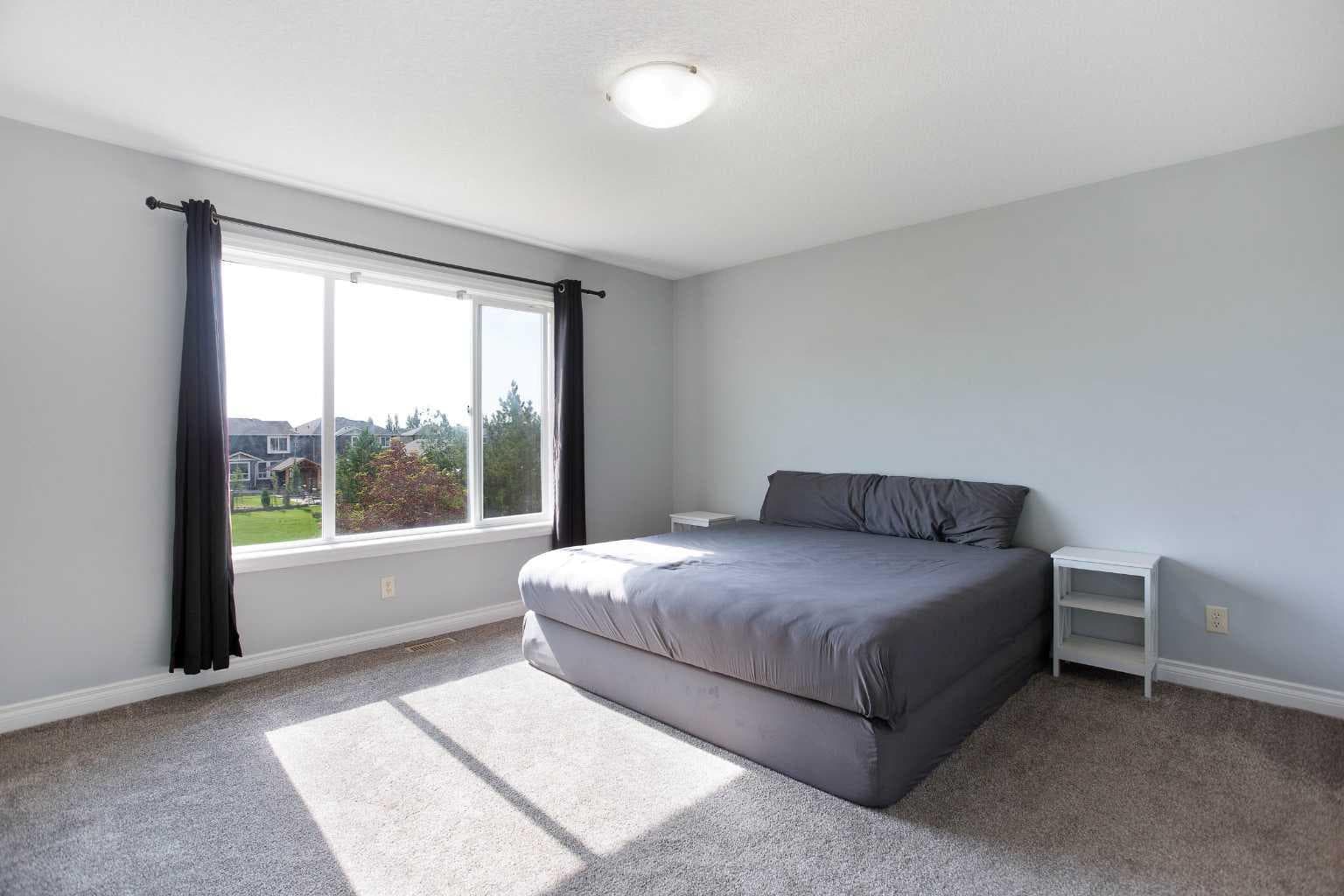 1925 Luxstone Park SW