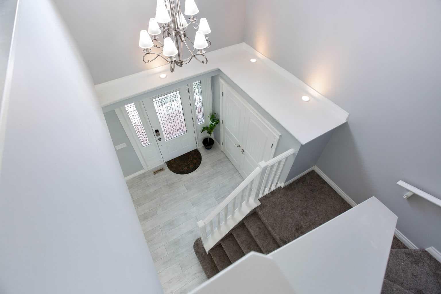 1925 Luxstone Park SW