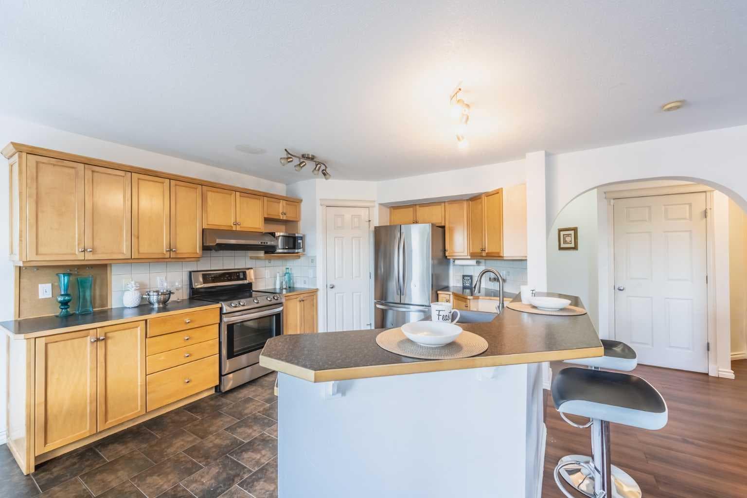 203 Coville Close NE