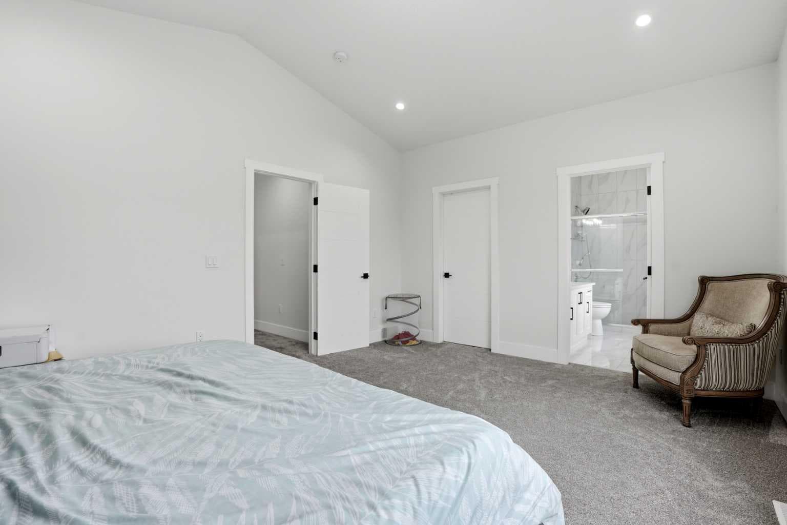 166 Kinniburgh Crescent 