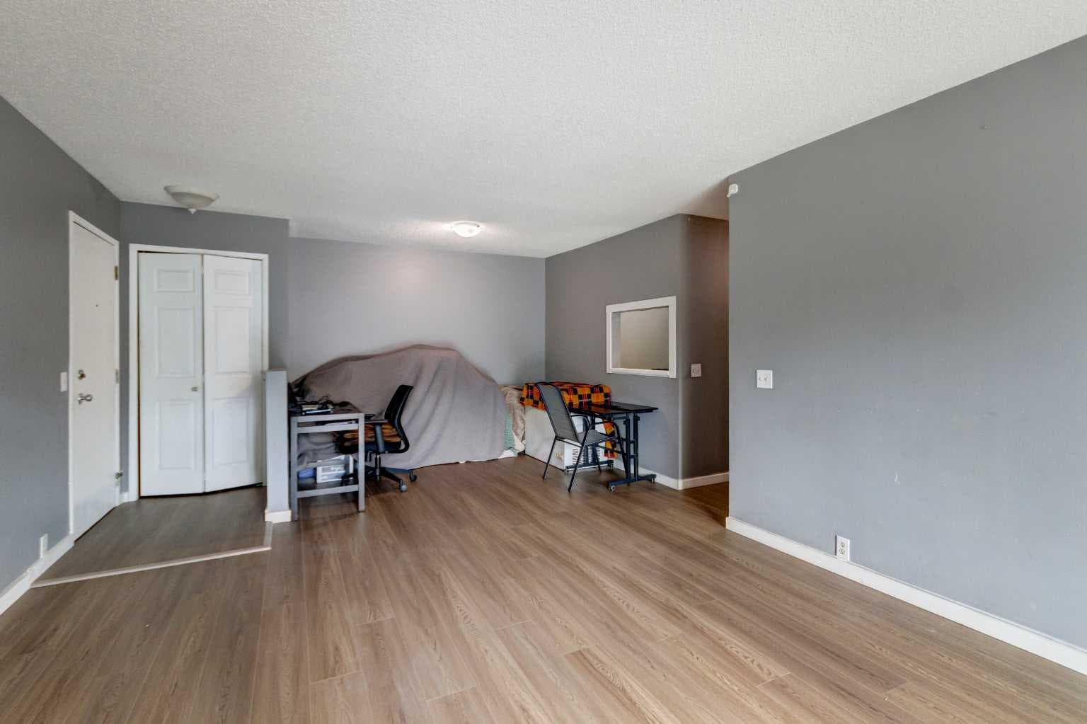 324, 10120 Brookpark Boulevard SW
