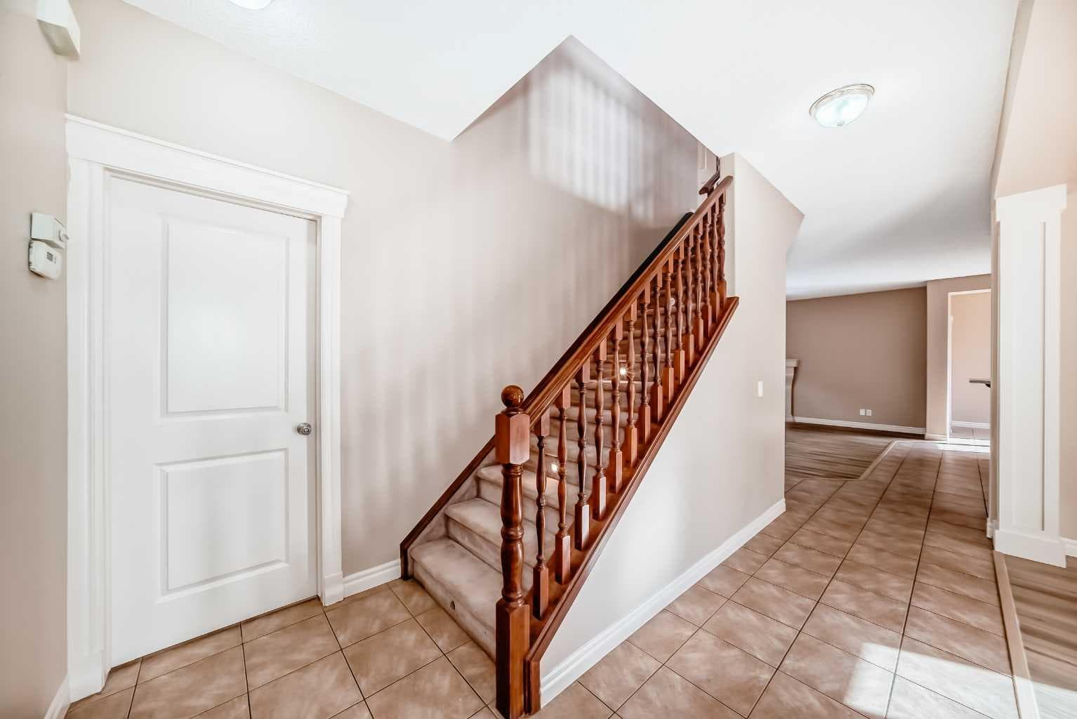 36 Saddleland Court NE