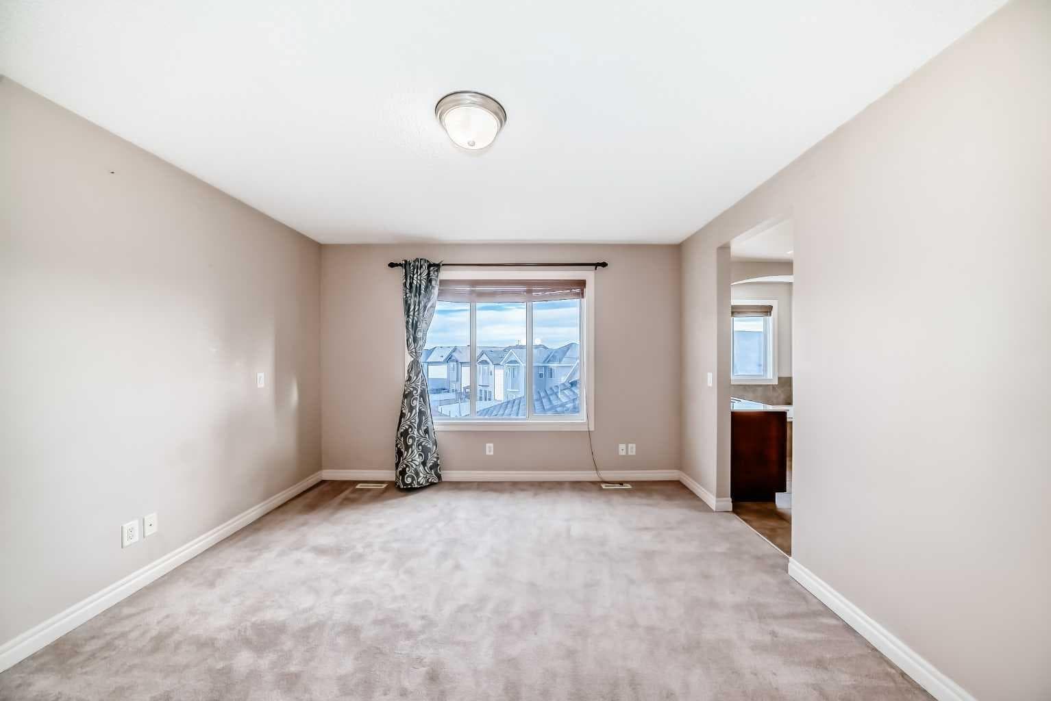 36 Saddleland Court NE