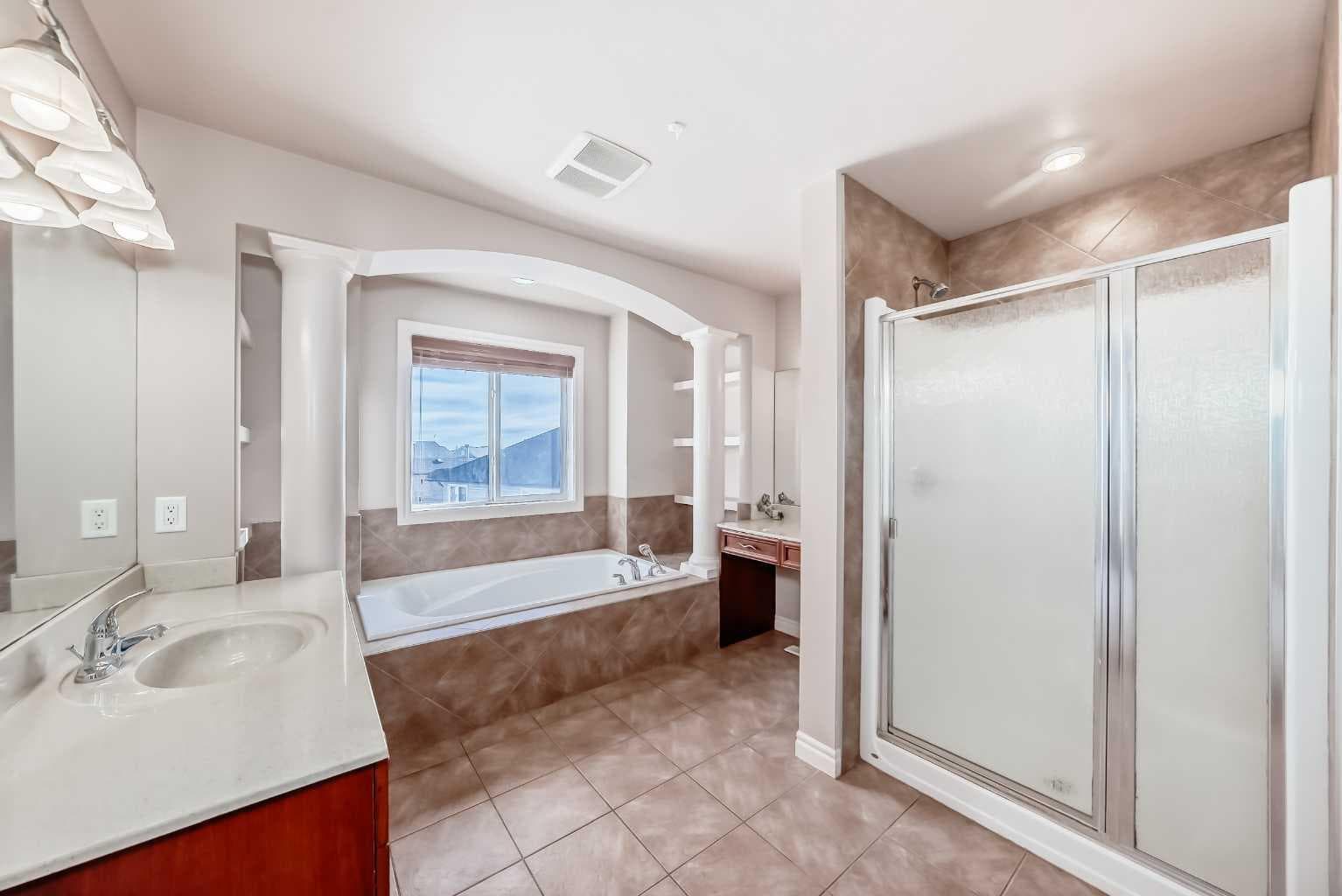 36 Saddleland Court NE