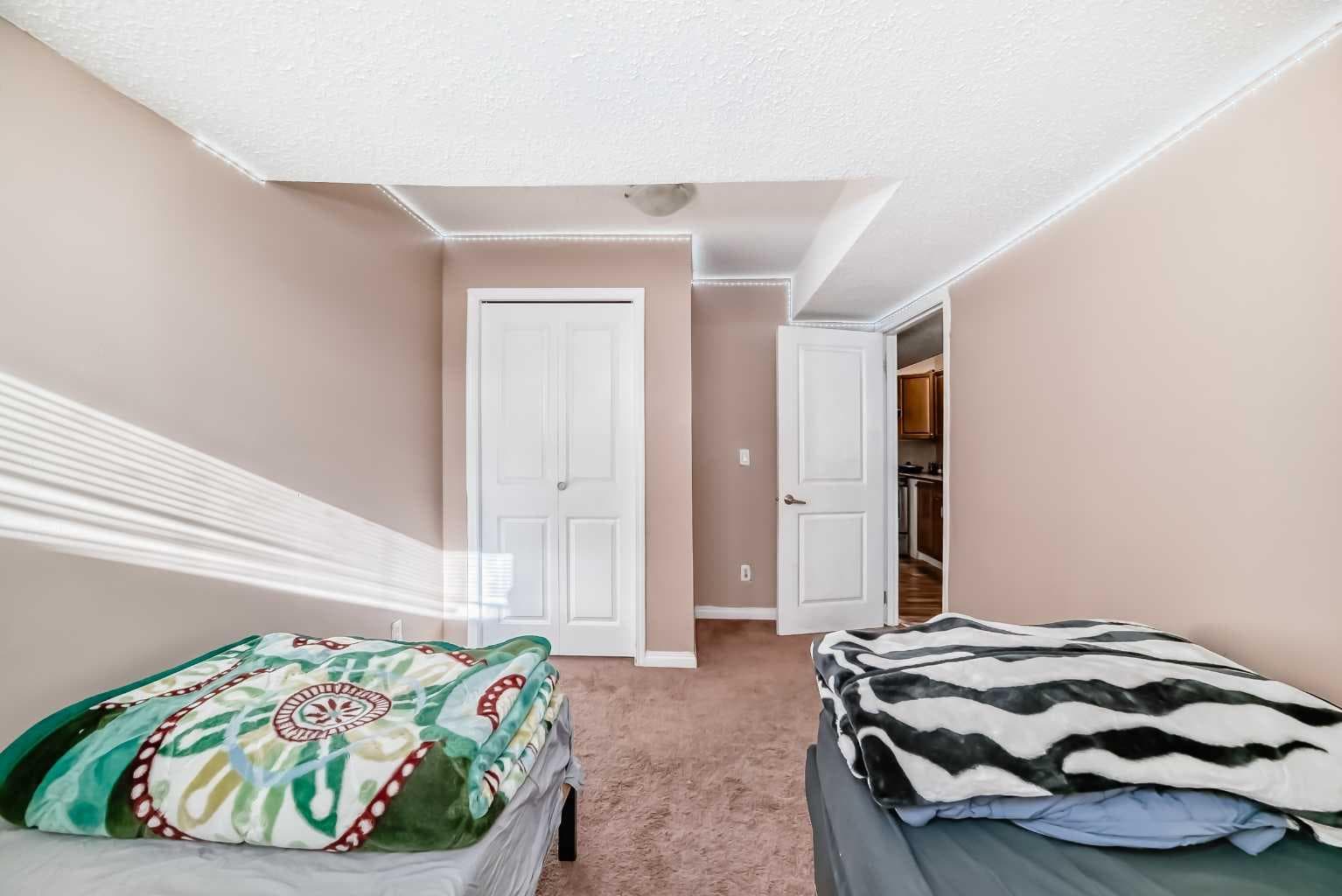 36 Saddleland Court NE
