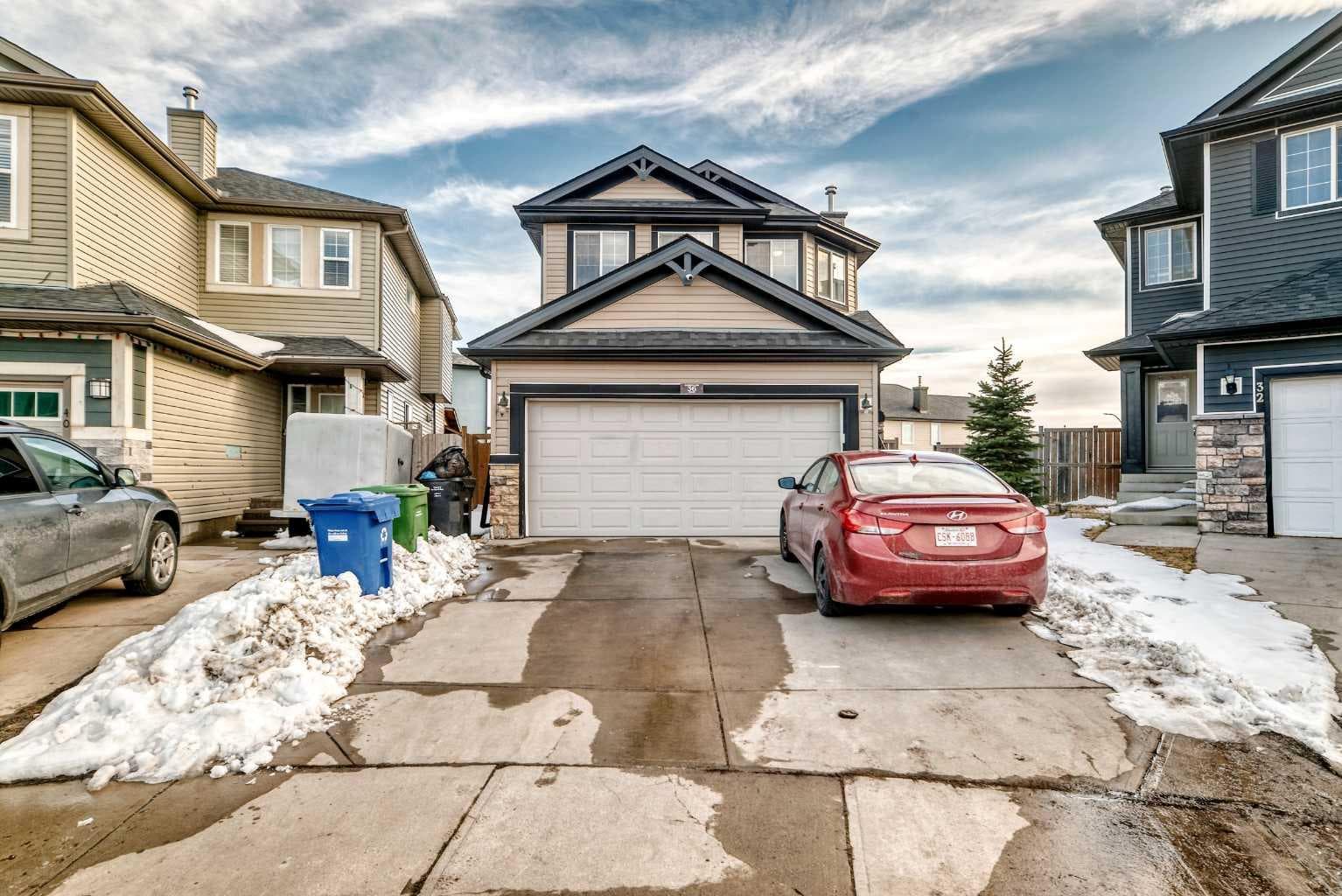 36 Saddleland Court NE