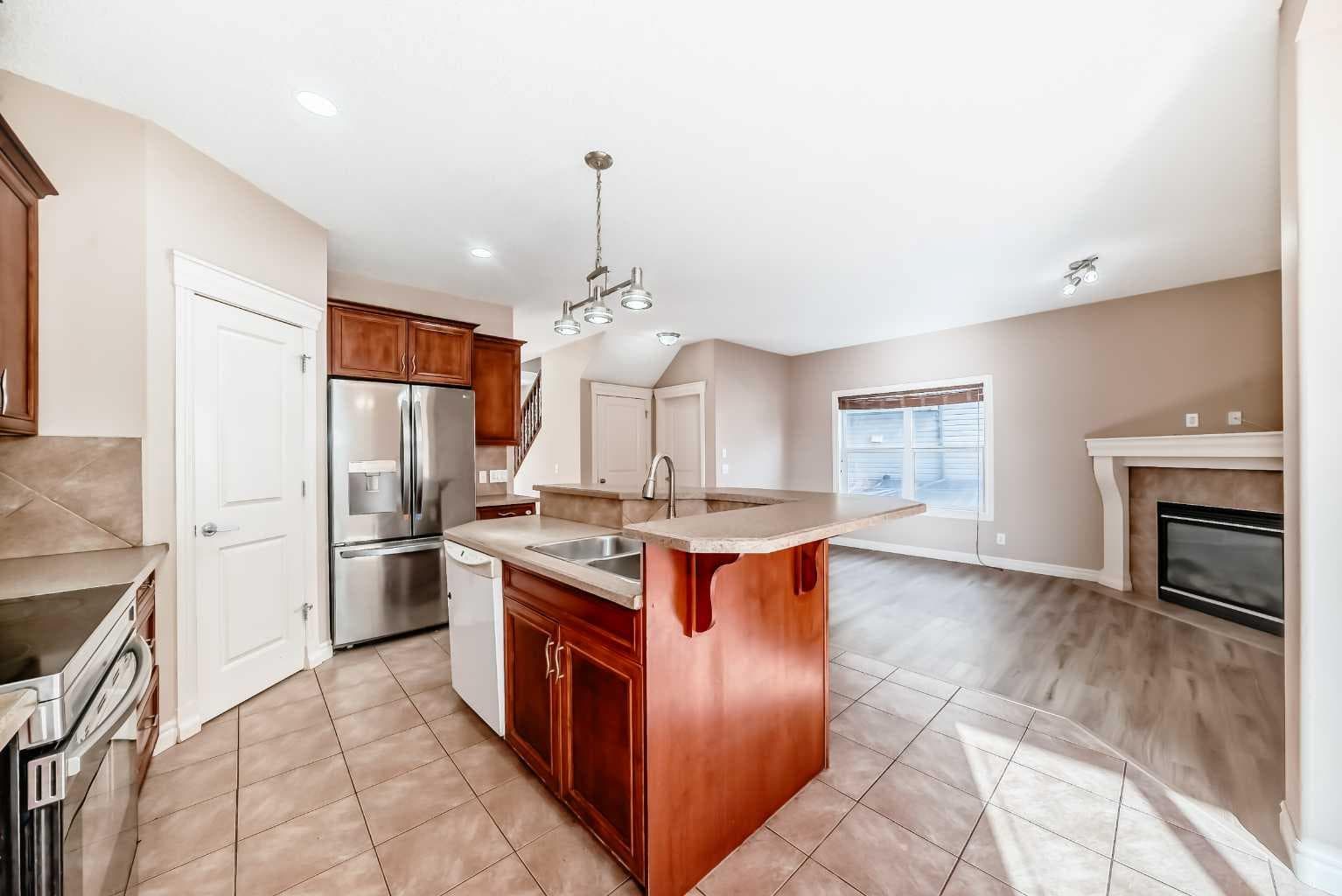 36 Saddleland Court NE
