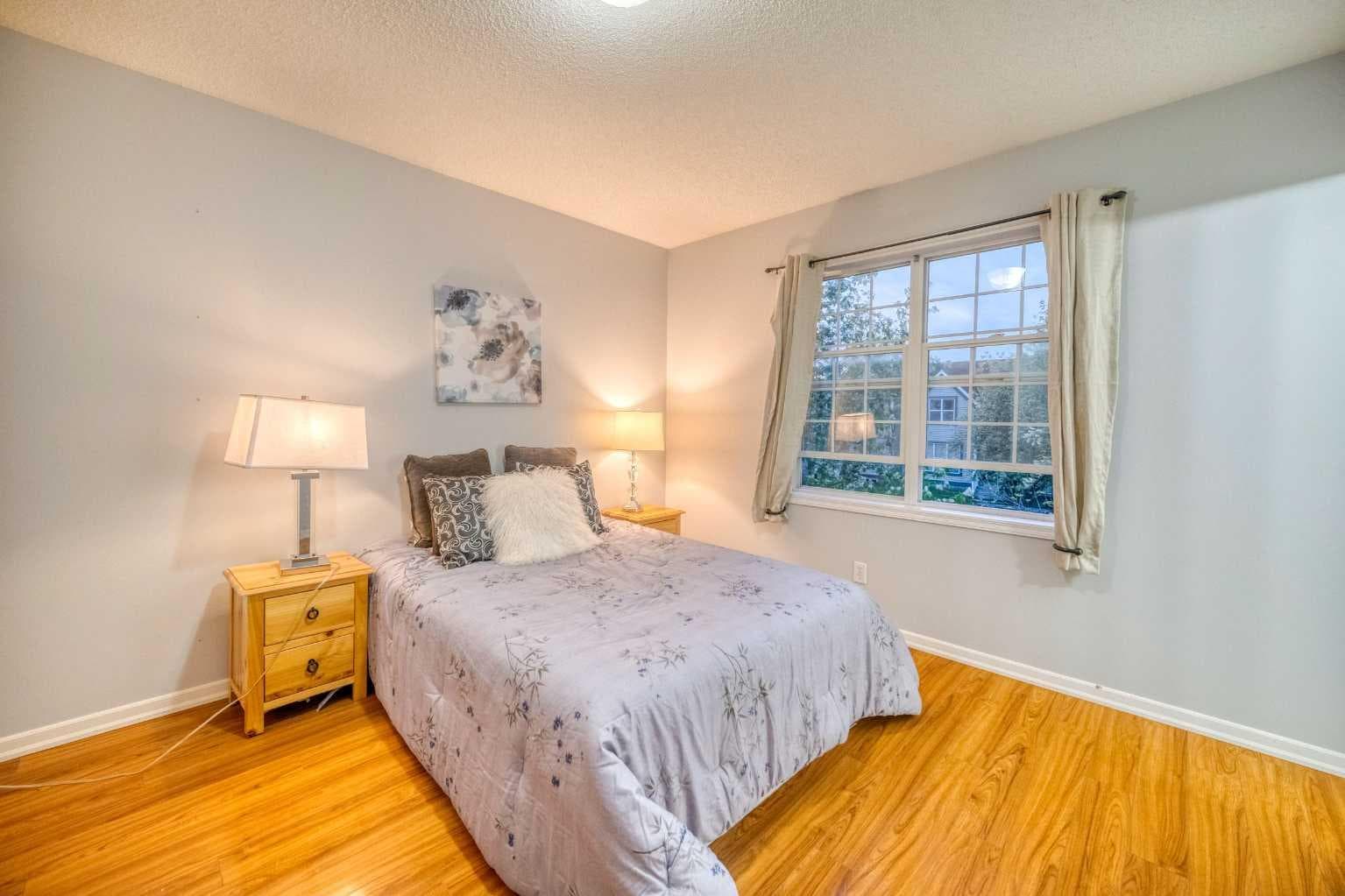 81 Prestwick Avenue SE