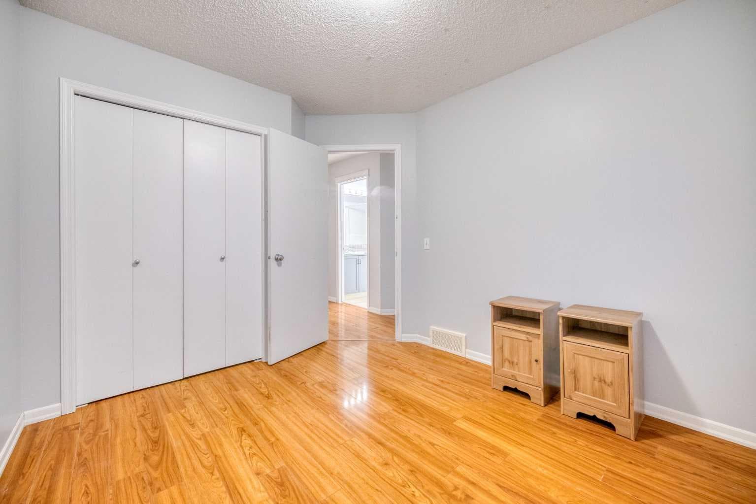 81 Prestwick Avenue SE