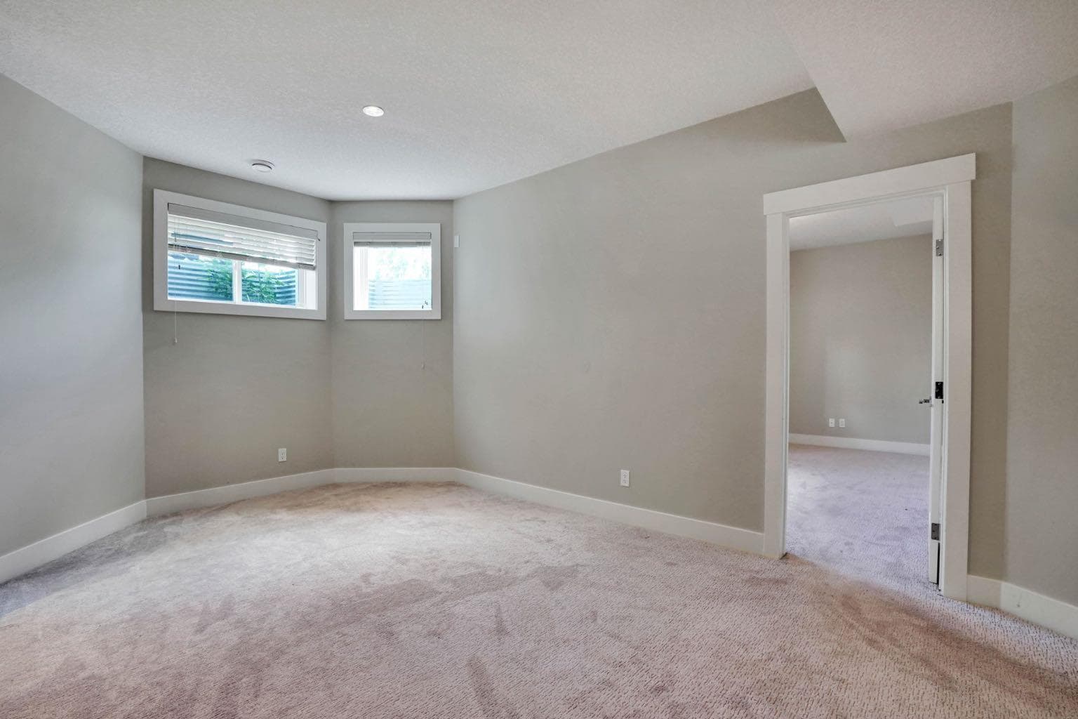 113 Kinniburgh Bay 
