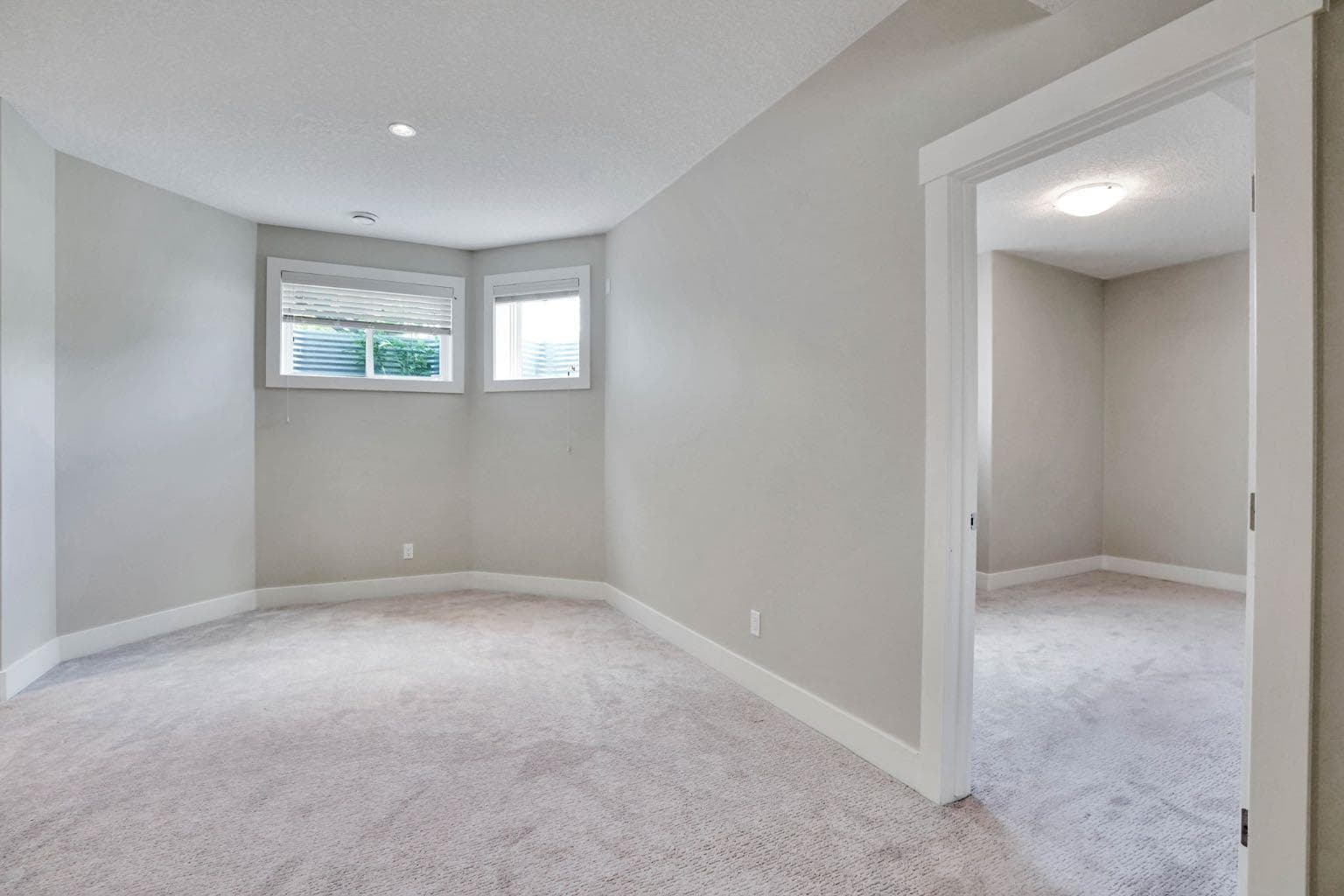 113 Kinniburgh Bay 
