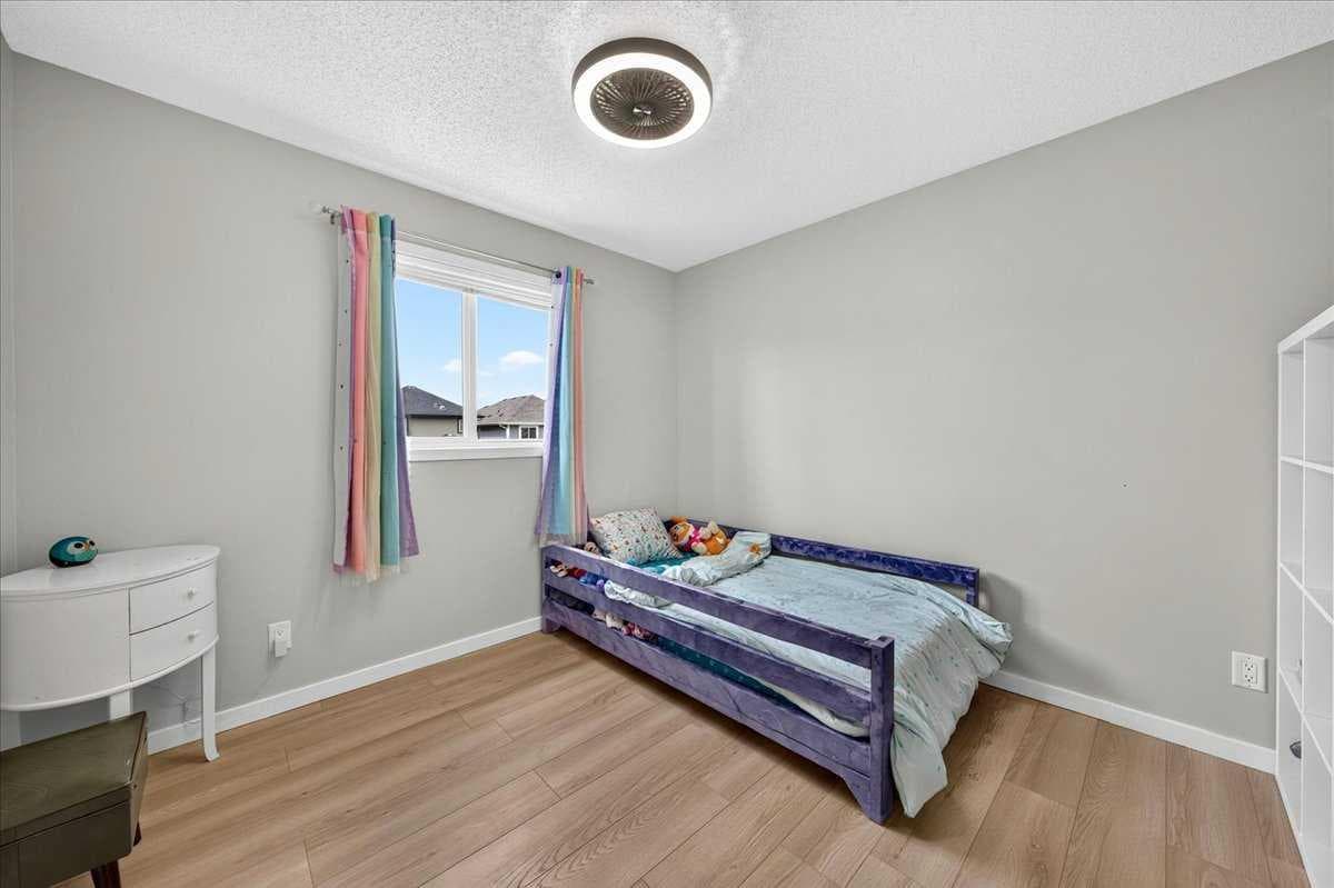 174 Mahogany Heights SE