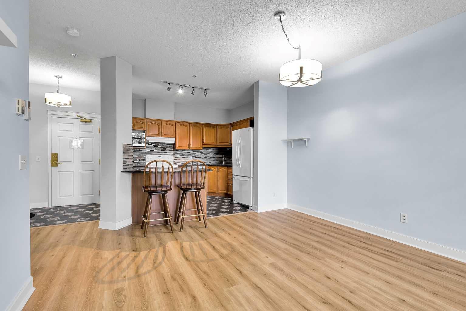 321, 5201 Dalhousie Drive NW