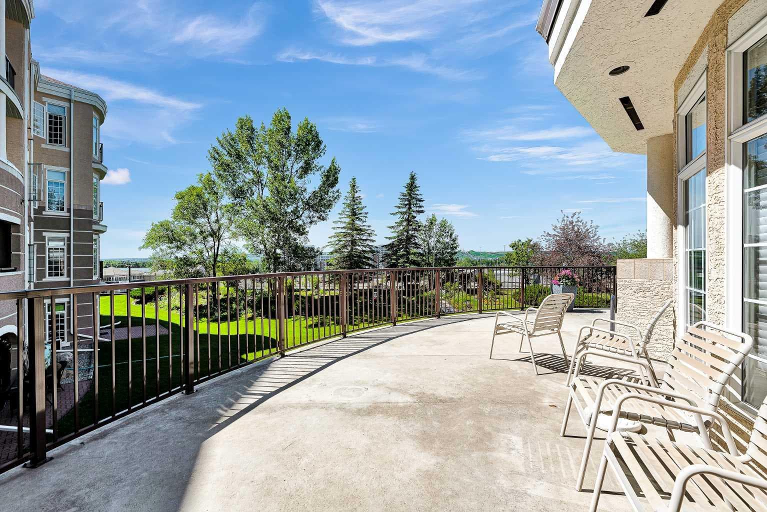 321, 5201 Dalhousie Drive NW