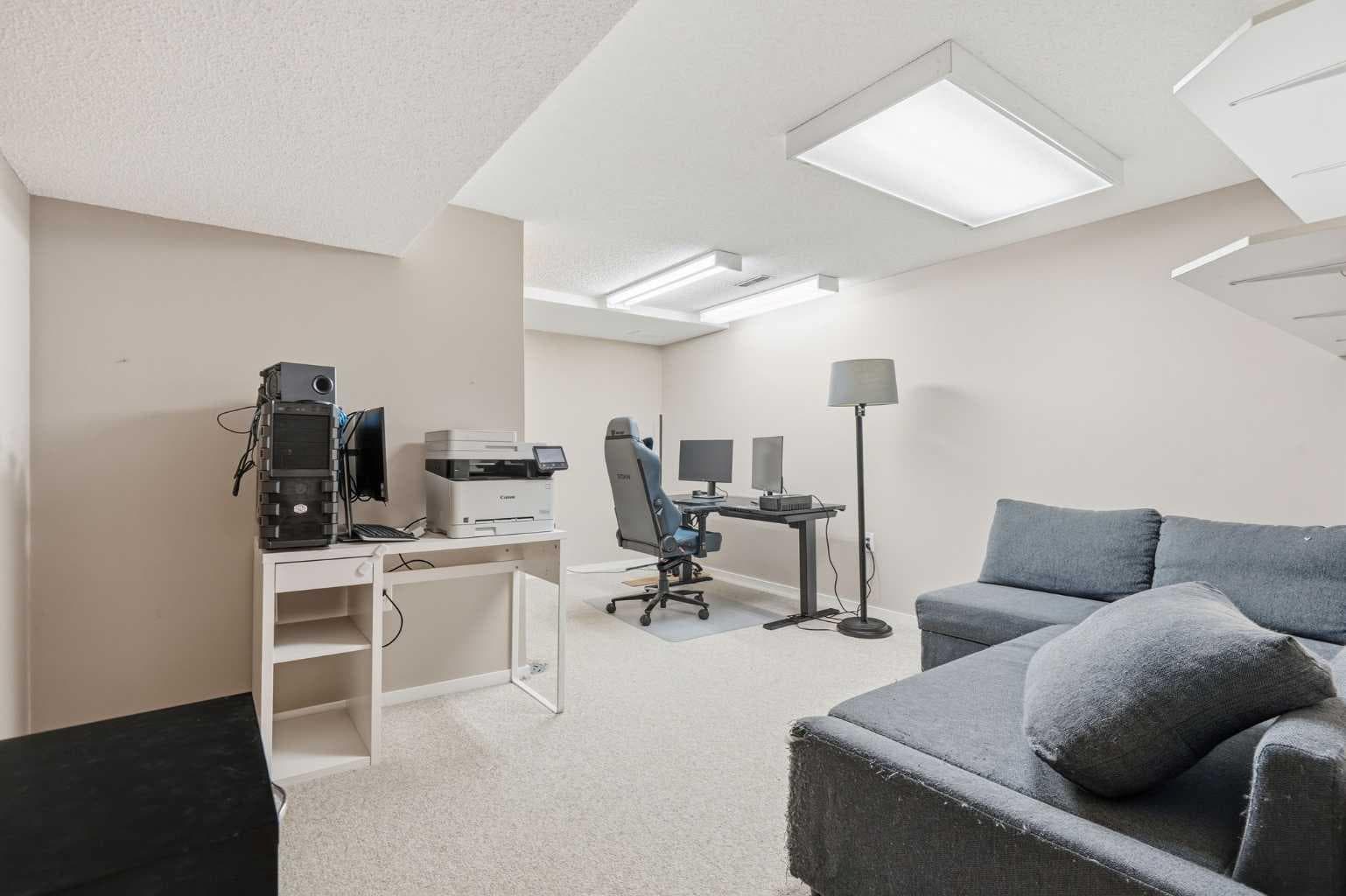 515 Macewan Drive NW
