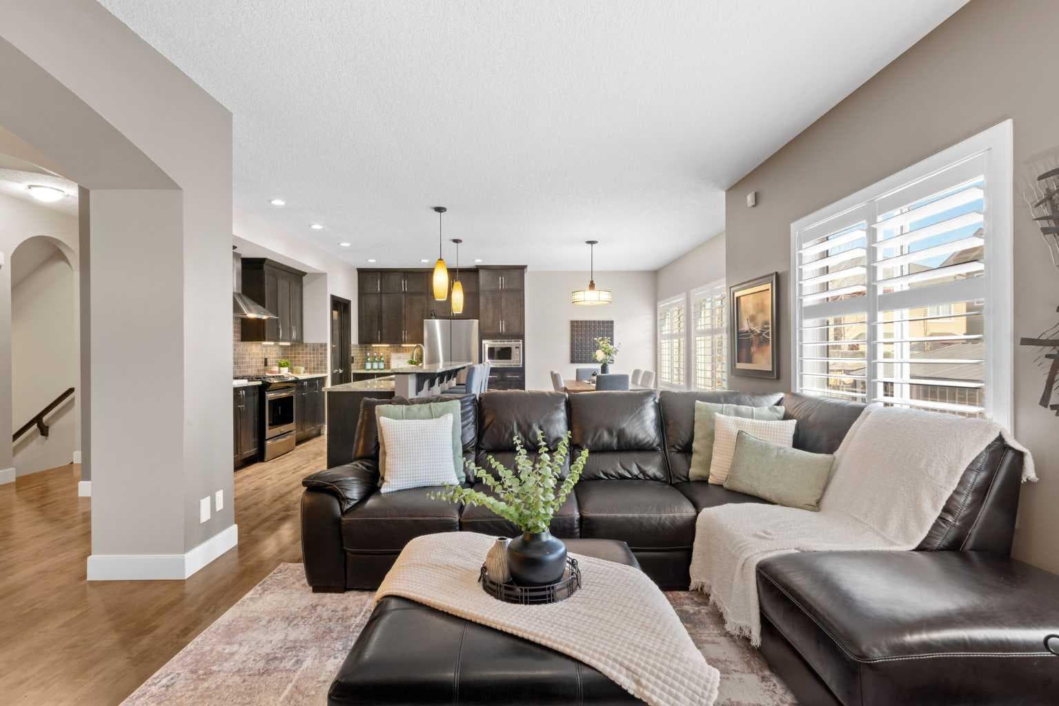 809 Canoe Green SW