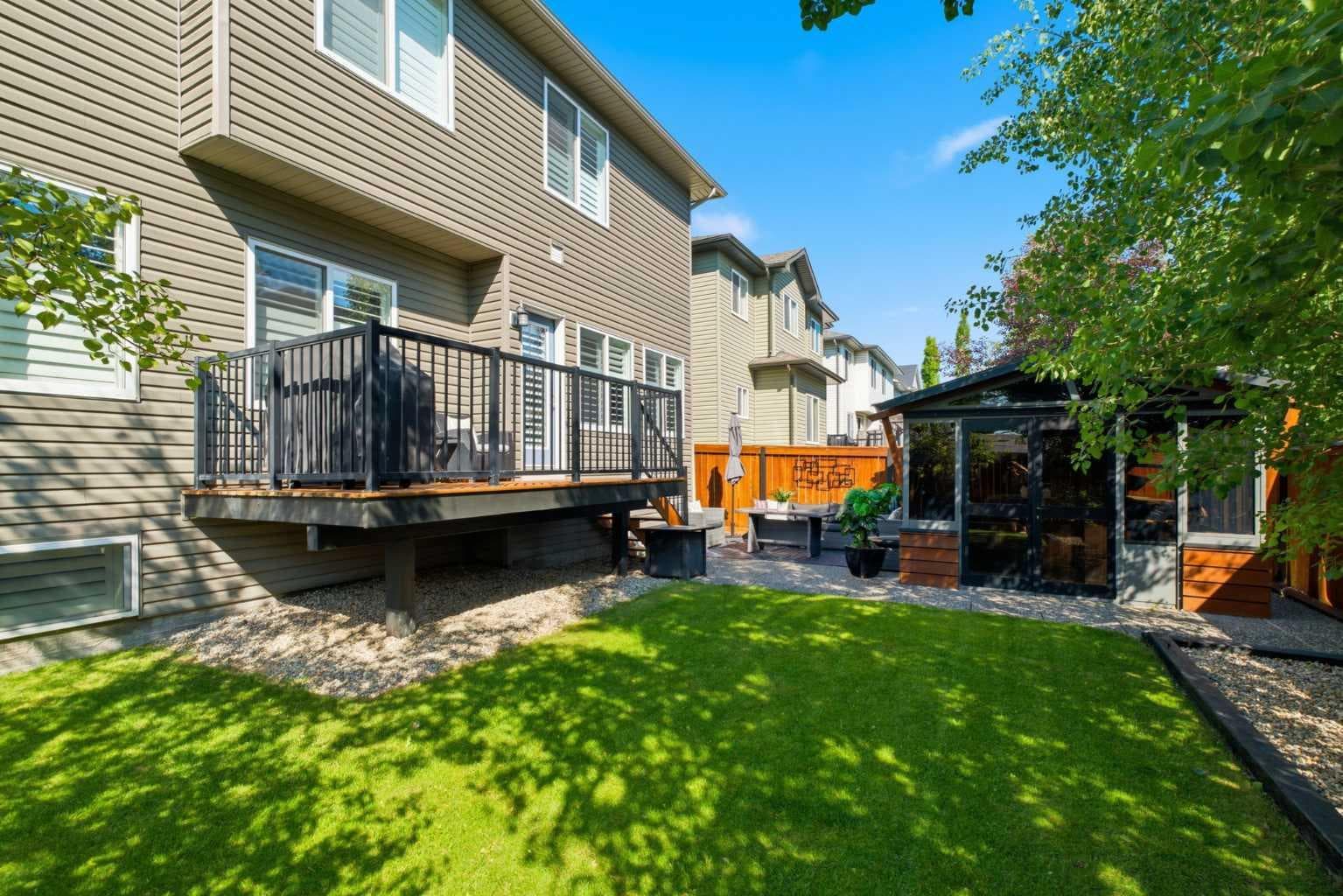 809 Canoe Green SW