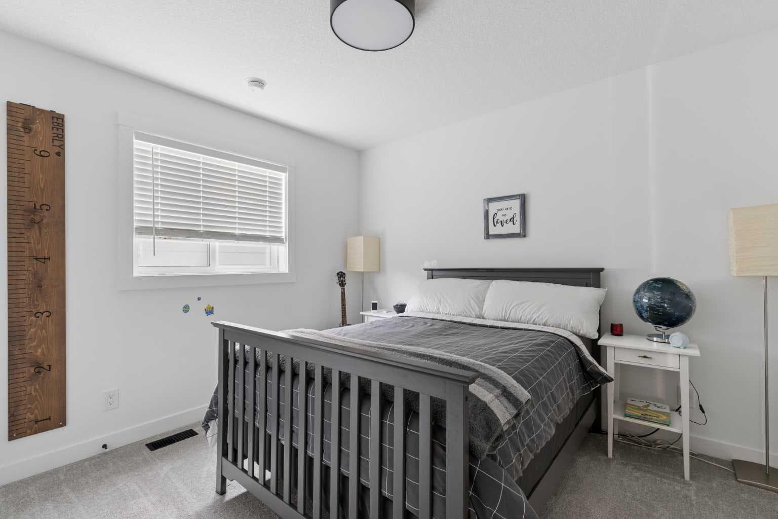 203 Cranbrook Park SE