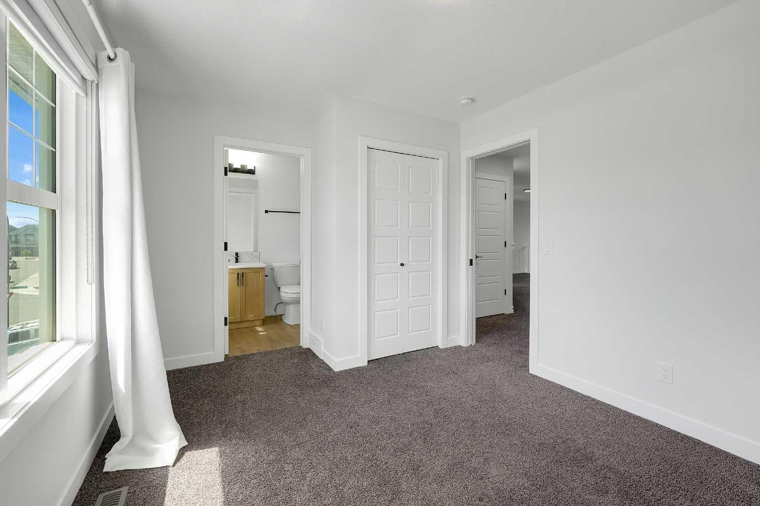 16 Legacy Glen Green SE