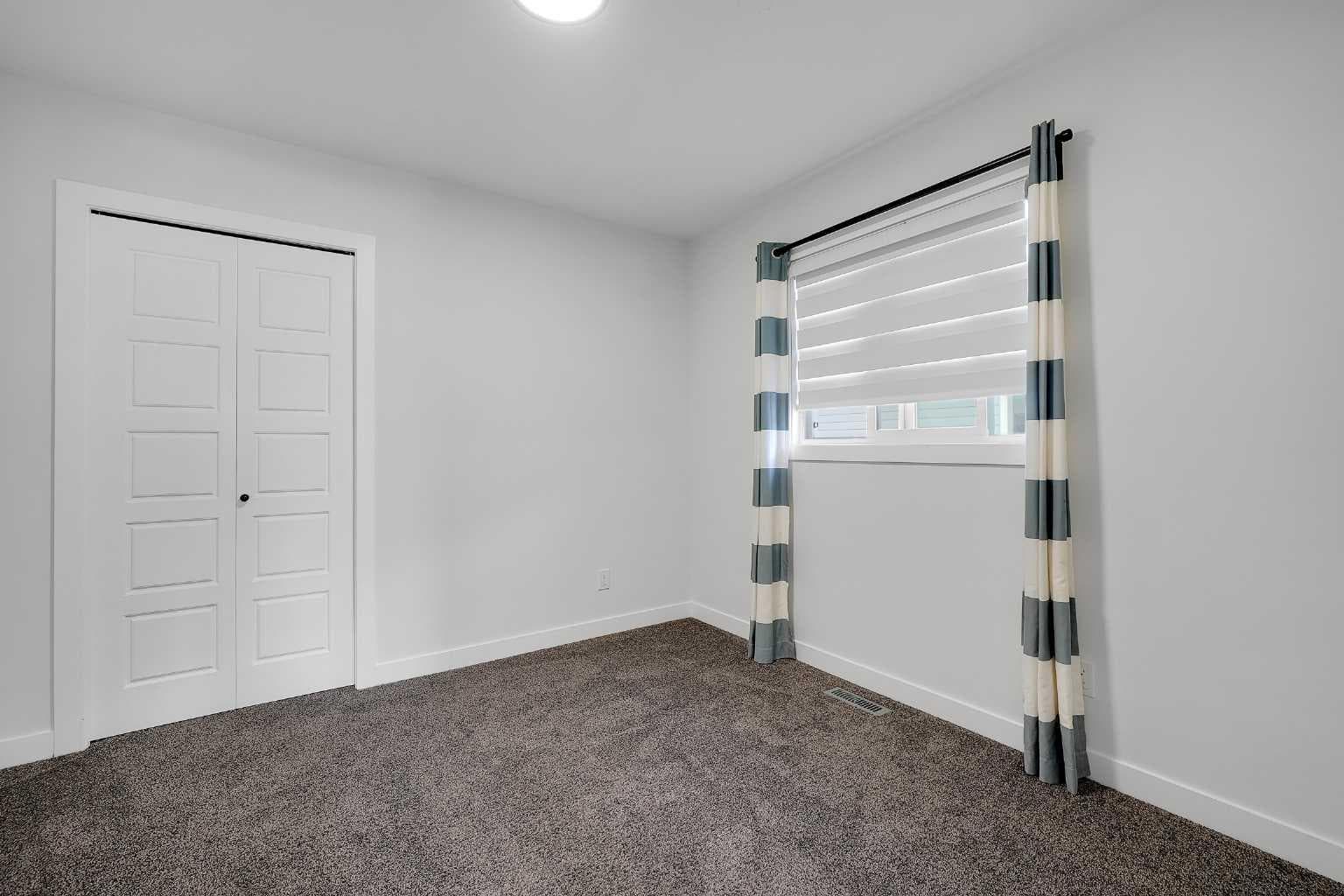16 Legacy Glen Green SE
