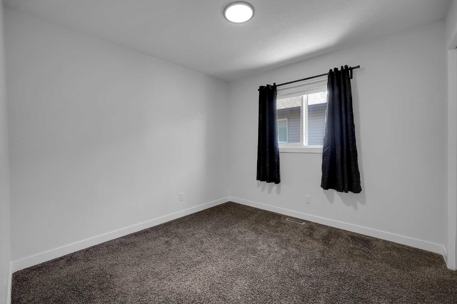 16 Legacy Glen Green SE