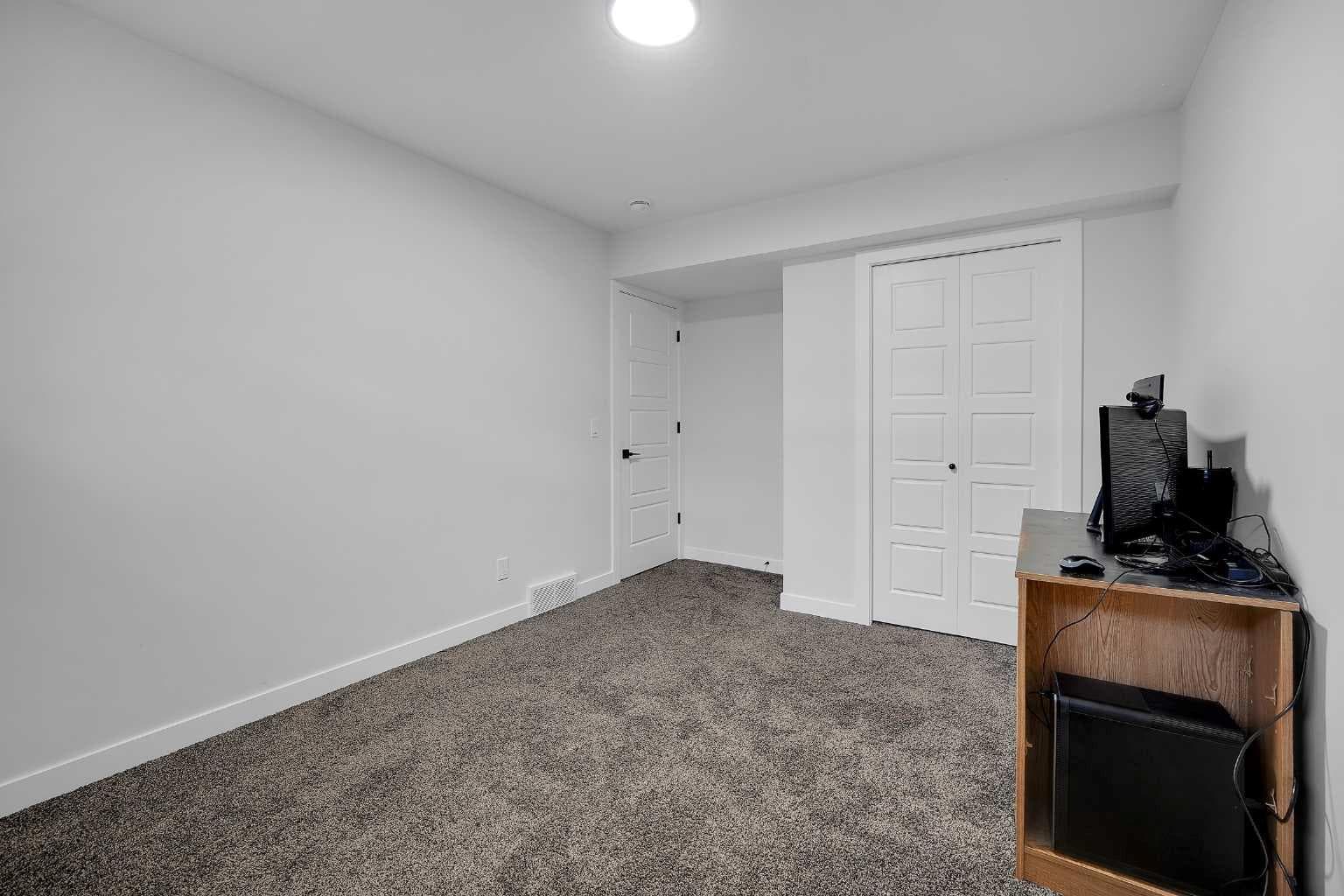 16 Legacy Glen Green SE