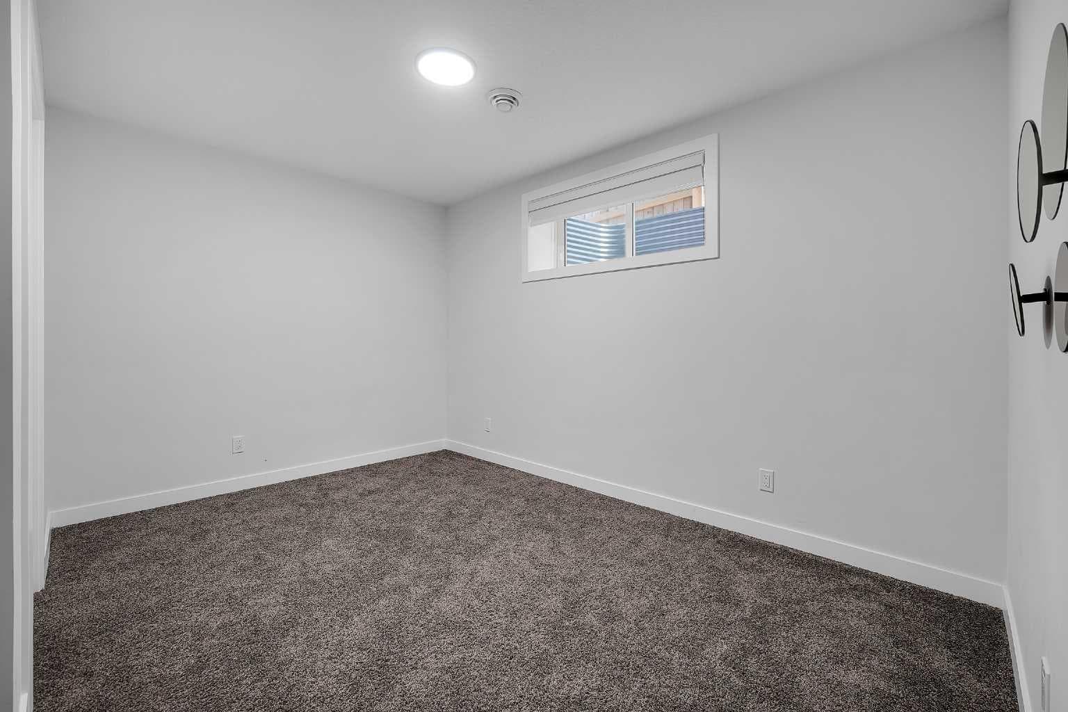 16 Legacy Glen Green SE