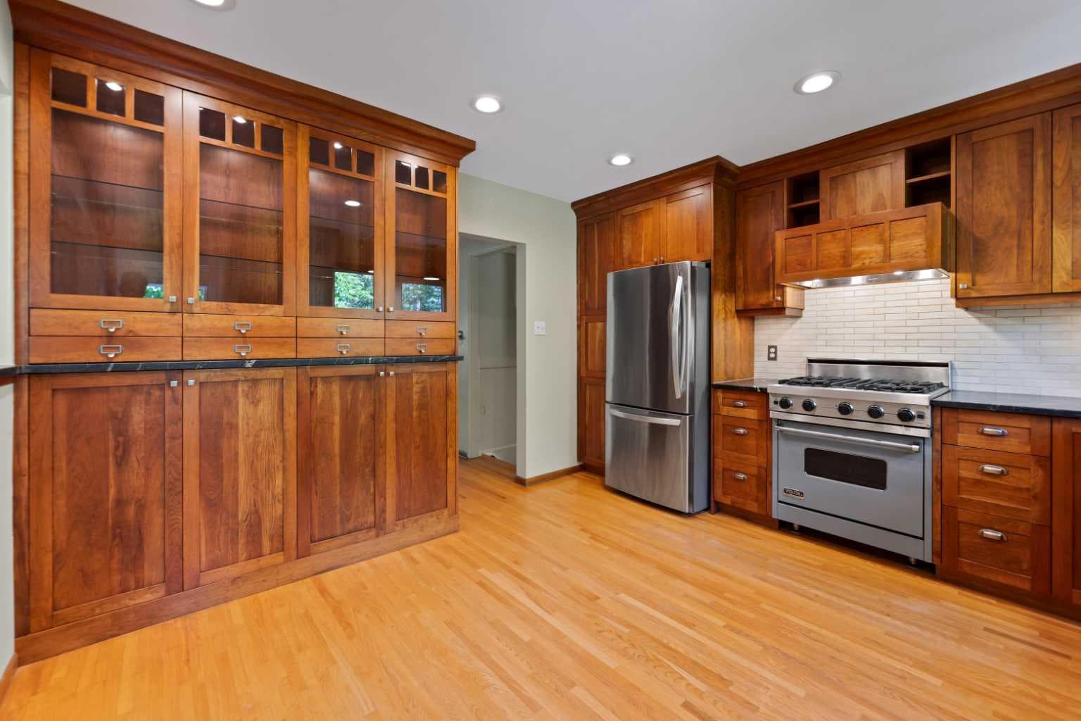 21 Roseview Drive NW