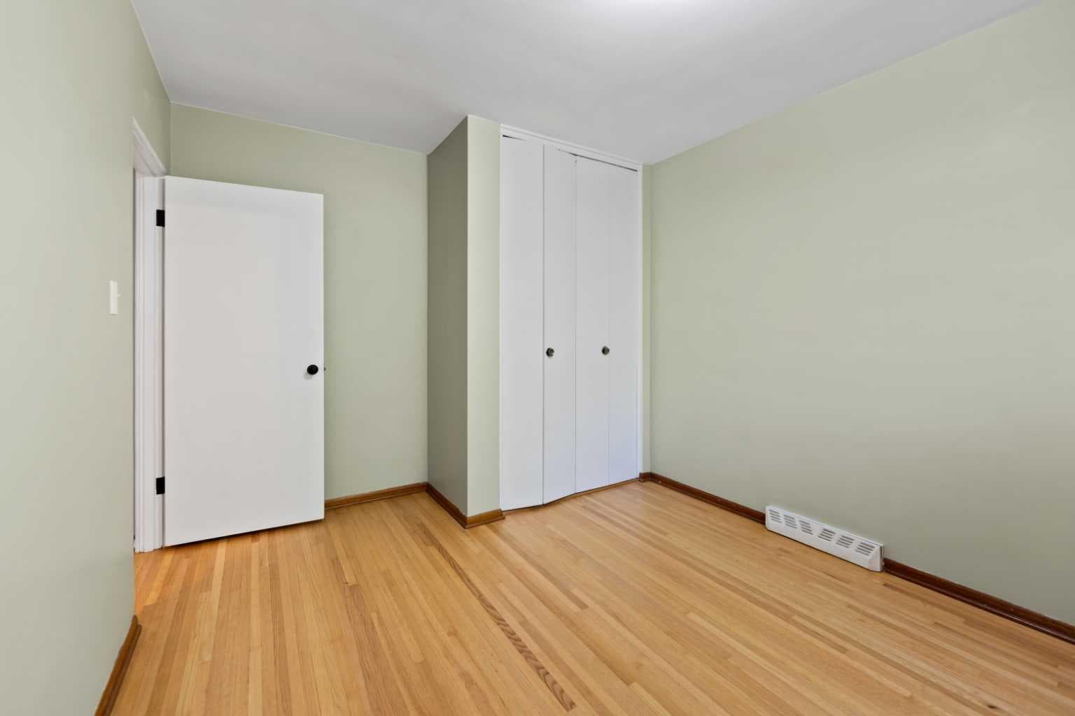 21 Roseview Drive NW