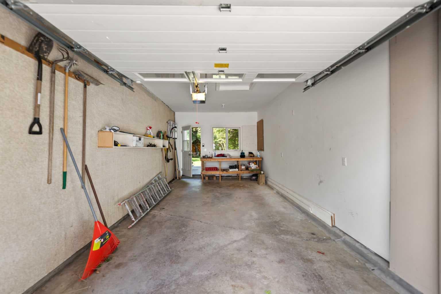 21 Roseview Drive NW