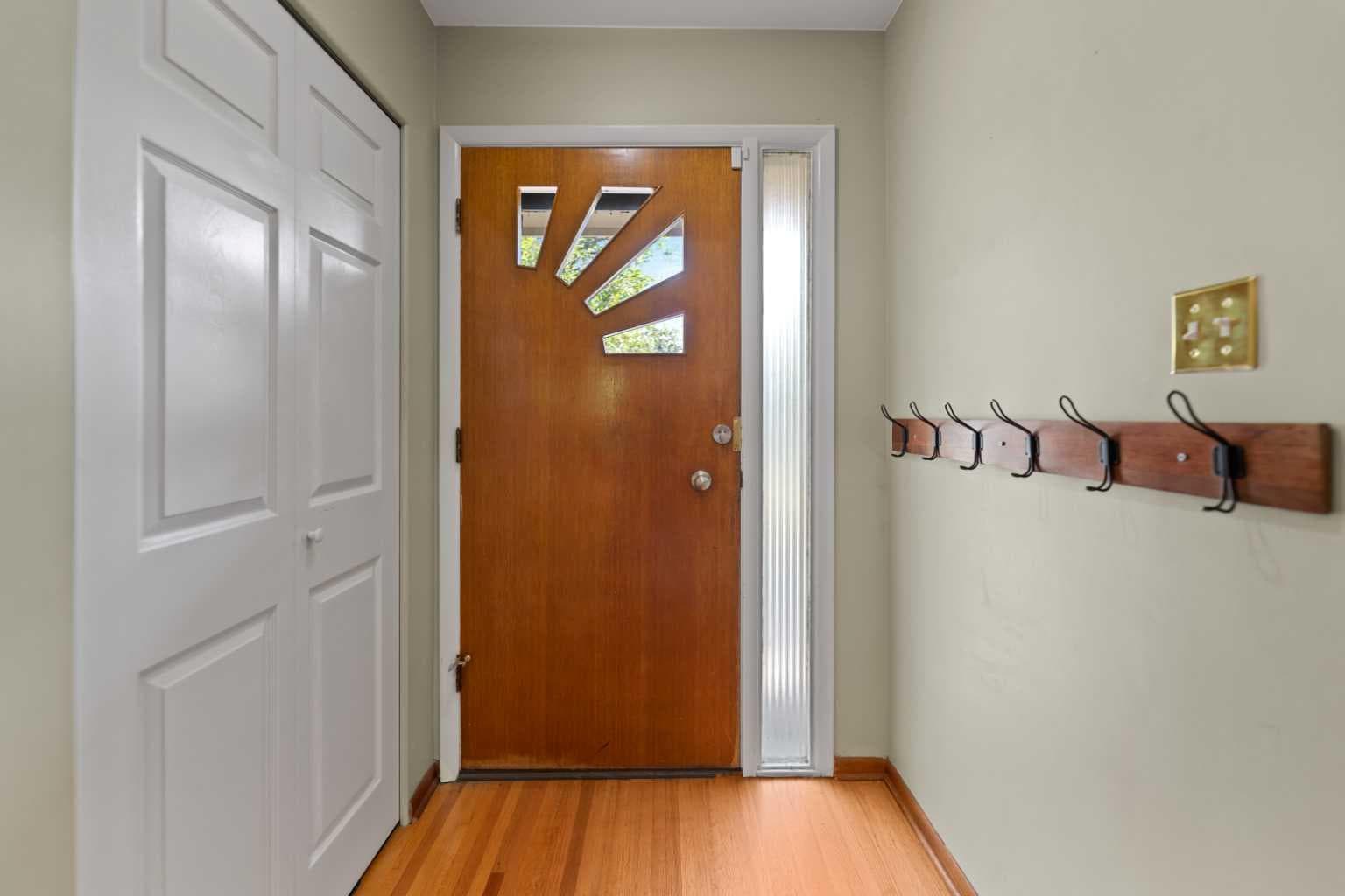 21 Roseview Drive NW
