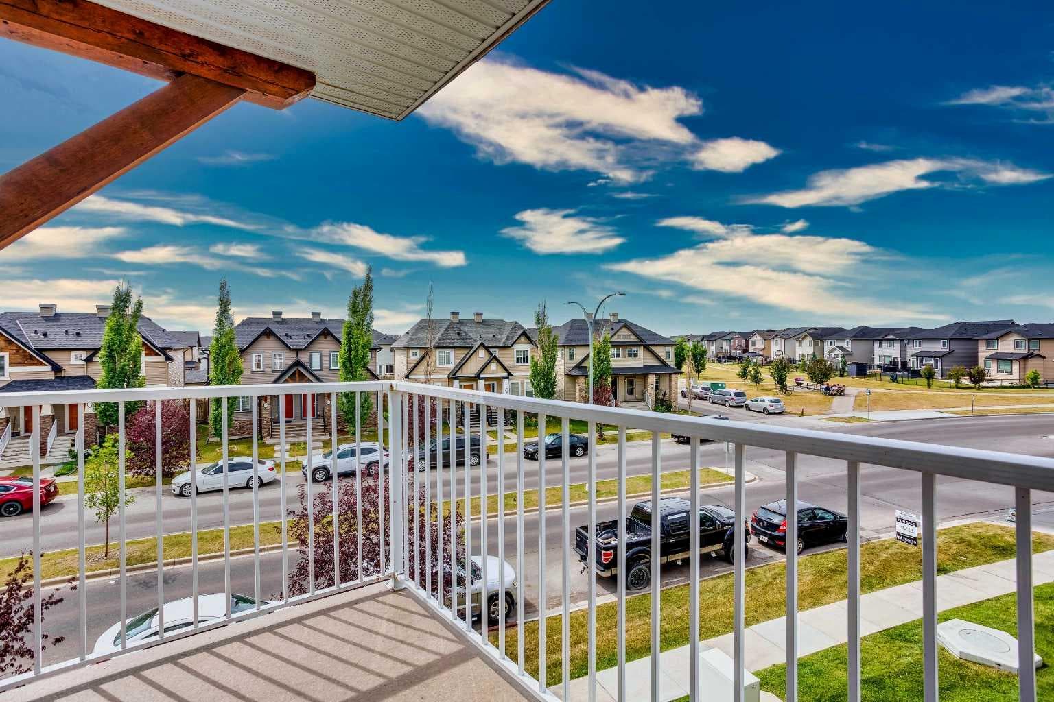 3302, 302 Skyview Ranch Drive NE