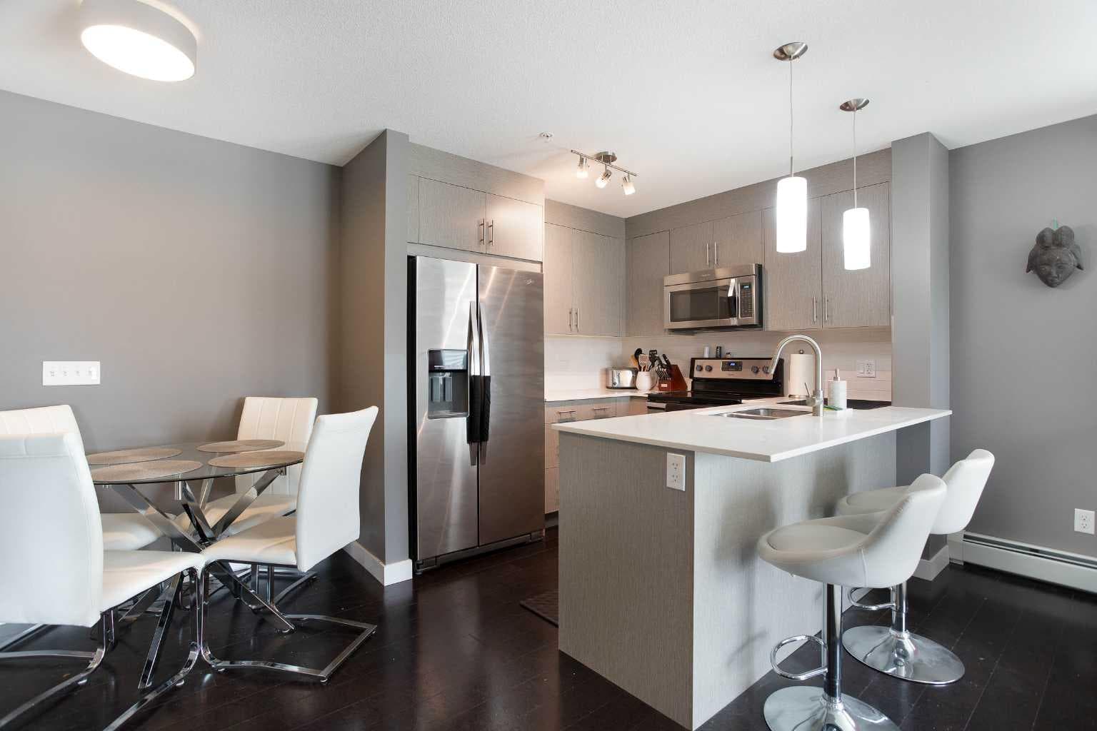3302, 302 Skyview Ranch Drive NE