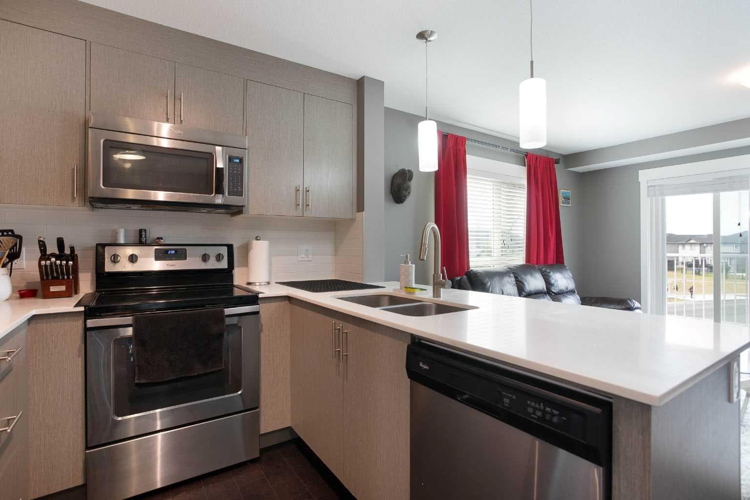 3302, 302 Skyview Ranch Drive NE