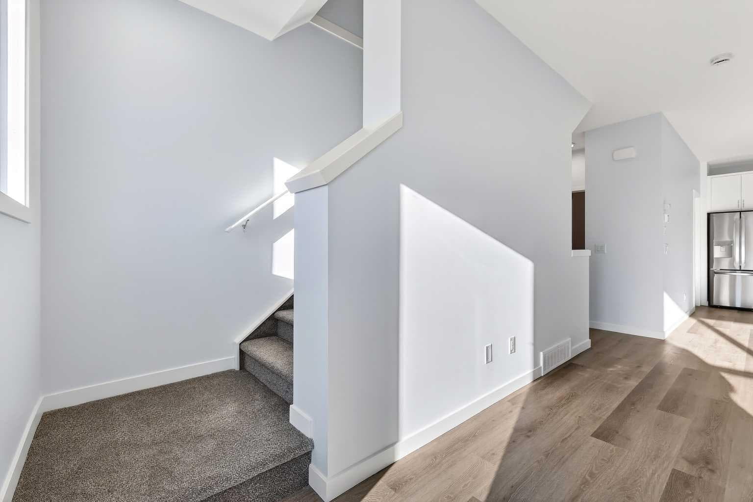 203, 1750 Rangeview Drive SE