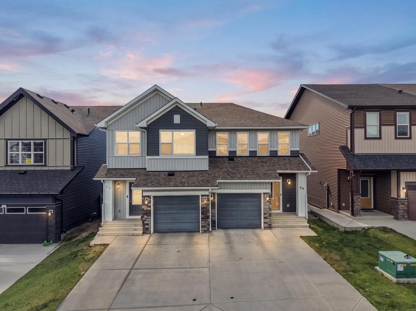 69 Carringvue Park NW