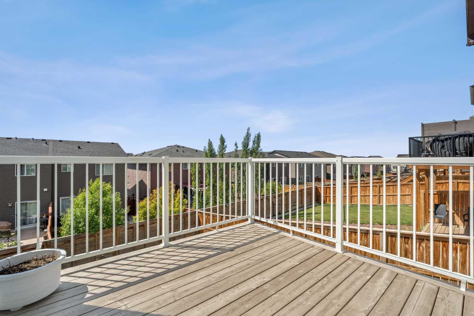 69 Carringvue Park NW